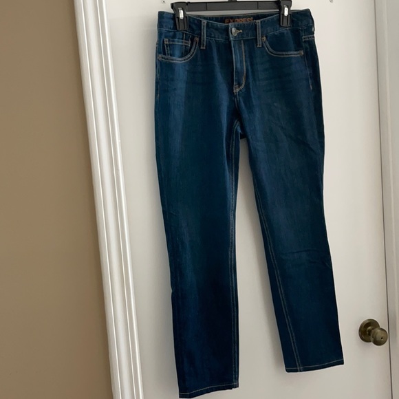 Sz 6 Express jeans. VGUC.